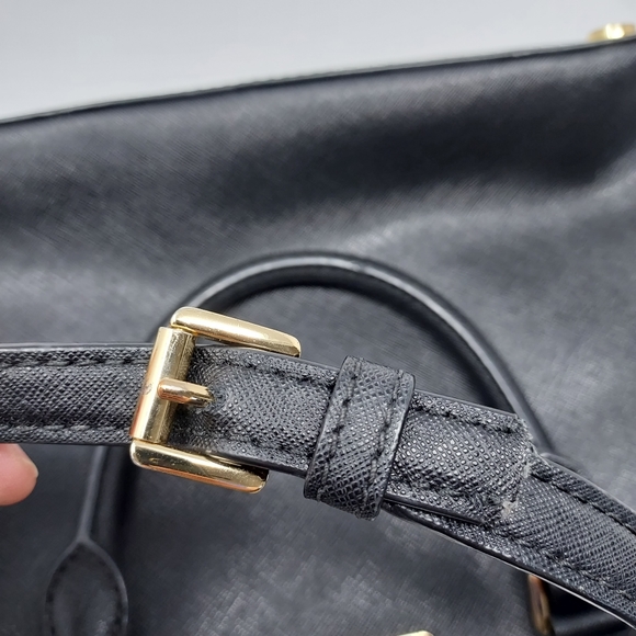 Michael Kors Black Shoulder Bag Purse - Picture 6 of 16